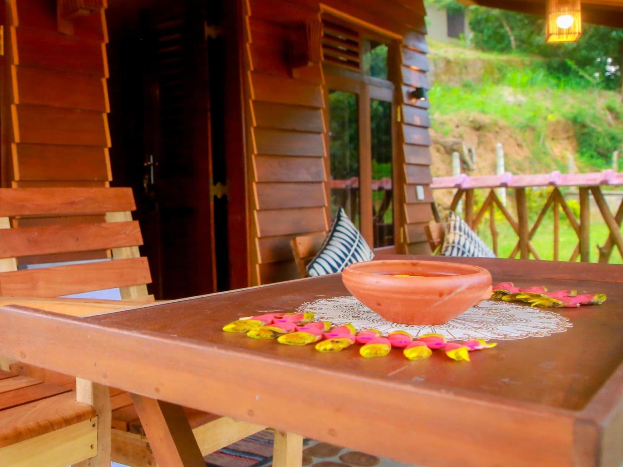 Blue Ocean Tree House Hiriketiya Villa ดิคเวลลา ภายนอก รูปภาพ