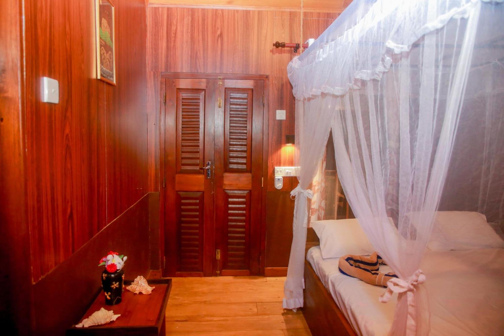 Blue Ocean Tree House Hiriketiya Villa ดิคเวลลา ภายนอก รูปภาพ