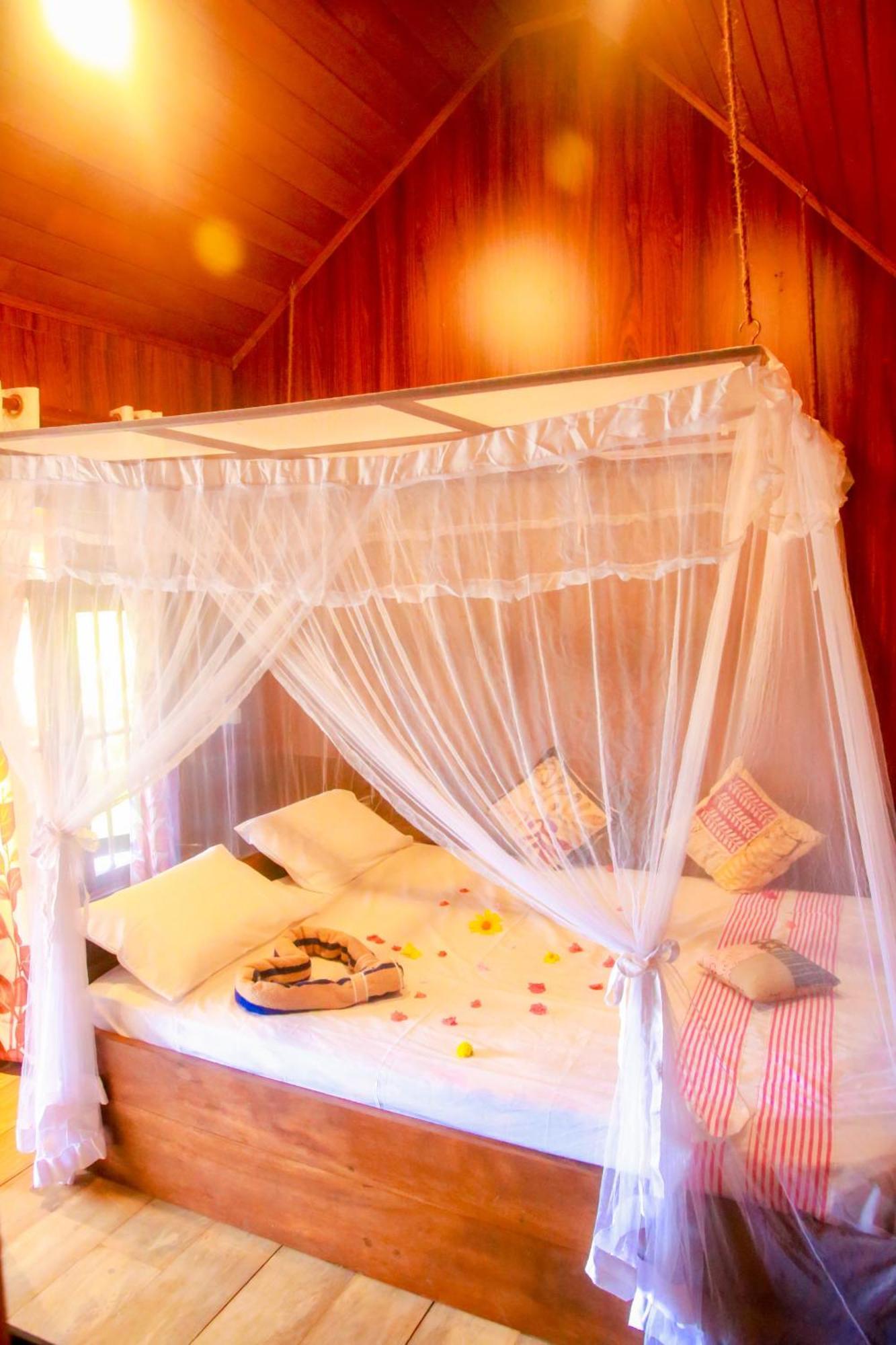 Blue Ocean Tree House Hiriketiya Villa ดิคเวลลา ภายนอก รูปภาพ